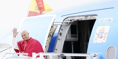 el-rey-felipe-vi-ofrece-su-avion-para-el-regreso-del-papa-tras-un-incidente-en-iberia