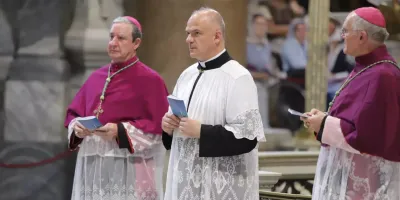 pagliarani-a-leon-xiv-deseamos-servir-a-la-iglesia-no-separarnos-de-roma