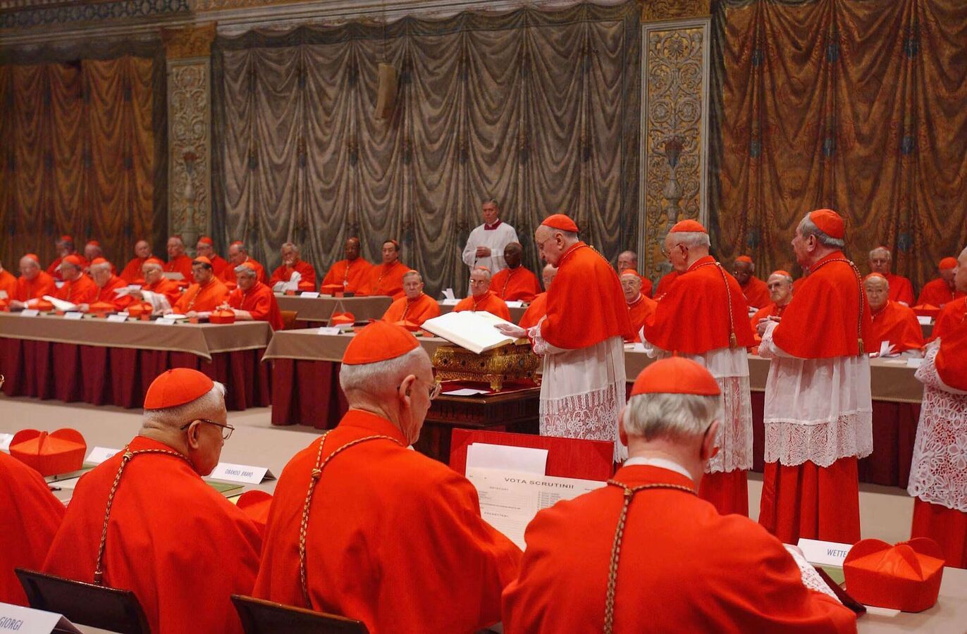 El cónclave se reduce: 118 cardenales con derecho a voto